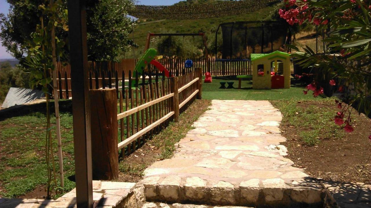 Nireas : Stone Villa Orthoniai Exterior photo